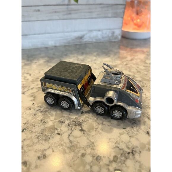 Mighty Morphin Power Rangers Artillatron Turbo Transport 4.5in Zord Bandai 1997 - Picture 2 of 9